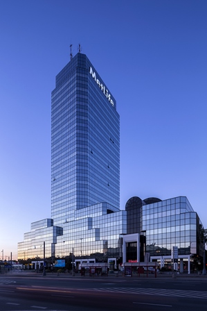 Blue Tower Warszawa - biura i lokale komercyjne na wynajem