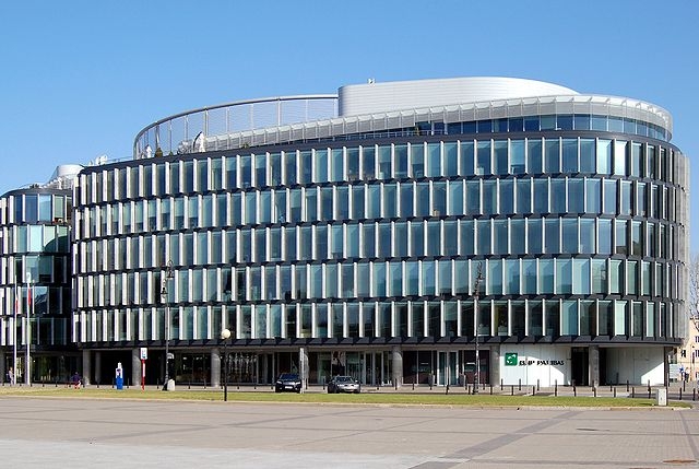 Metropolitan Warszawa - biura i lokale komercyjne na wynajem
