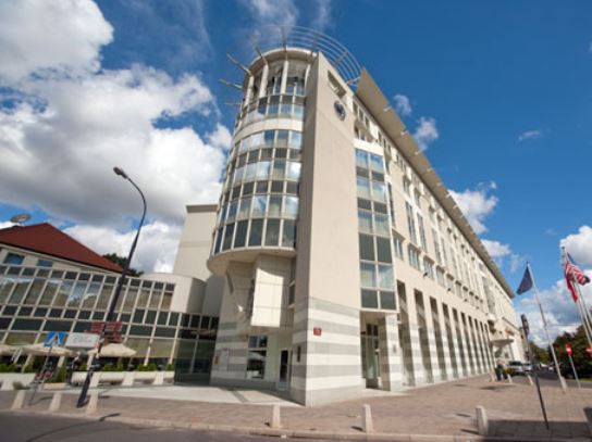 Sheraton Plaza- biura serwisowane Warszawa - biura i lokale komercyjne na wynajem